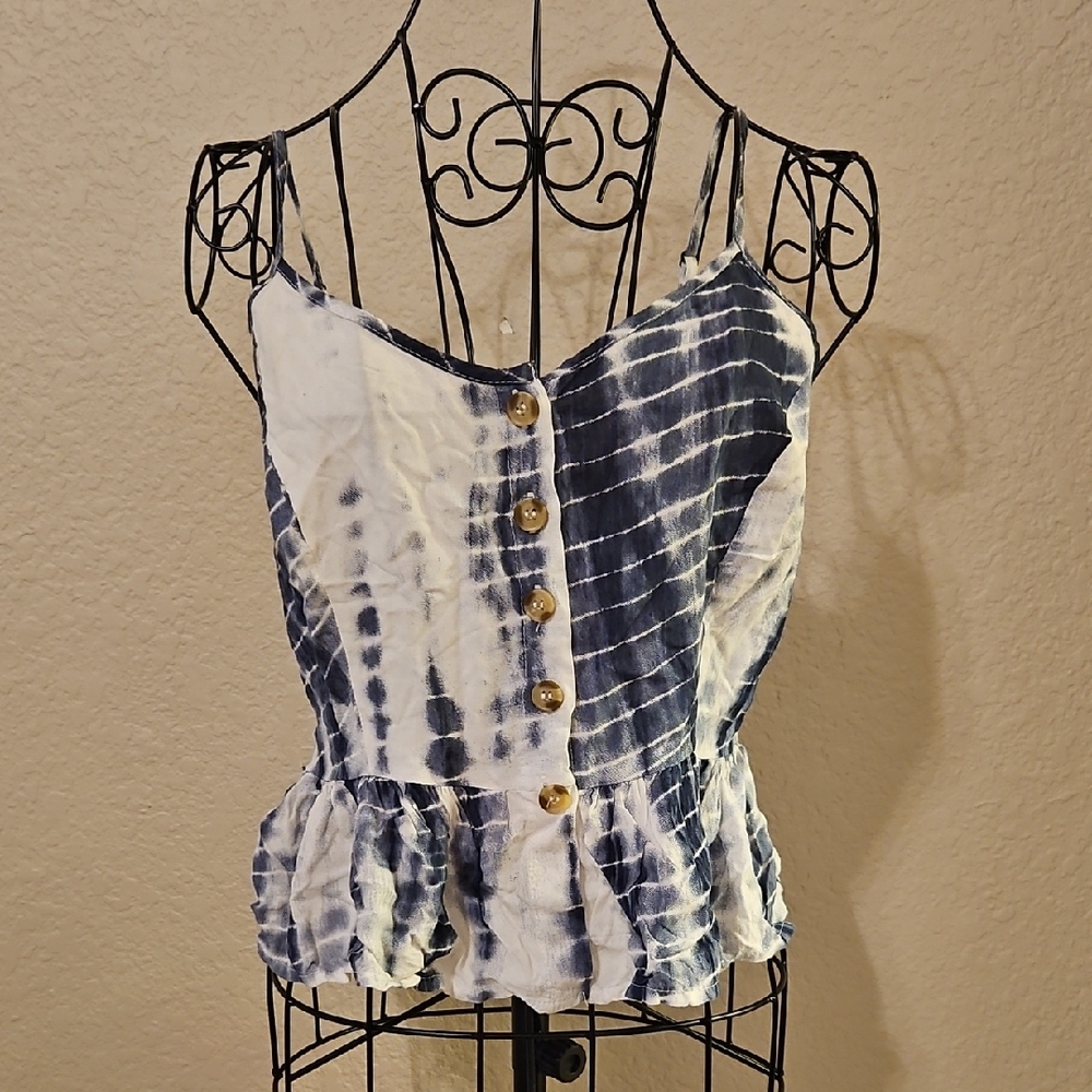 Elegant Blue and White Tie-Dye Button-Up Tank Top